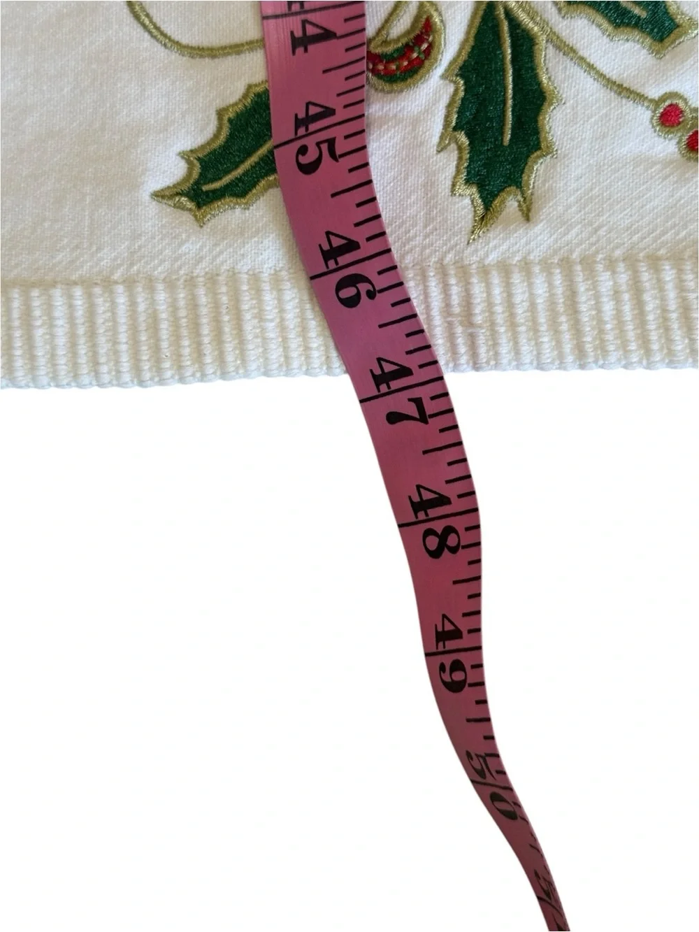 Lenox Ribbon & Holly Ivory 100% Cotton Bath Towel 27 x 46”  And One Hand Towel
